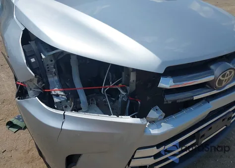 2019 Toyota Highlander Xle from USA, damaged, VIN 5TDJZRFH4KS597195